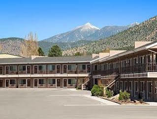 Travelodge By Wyndham Flagstaff Near I-40 Exterior foto